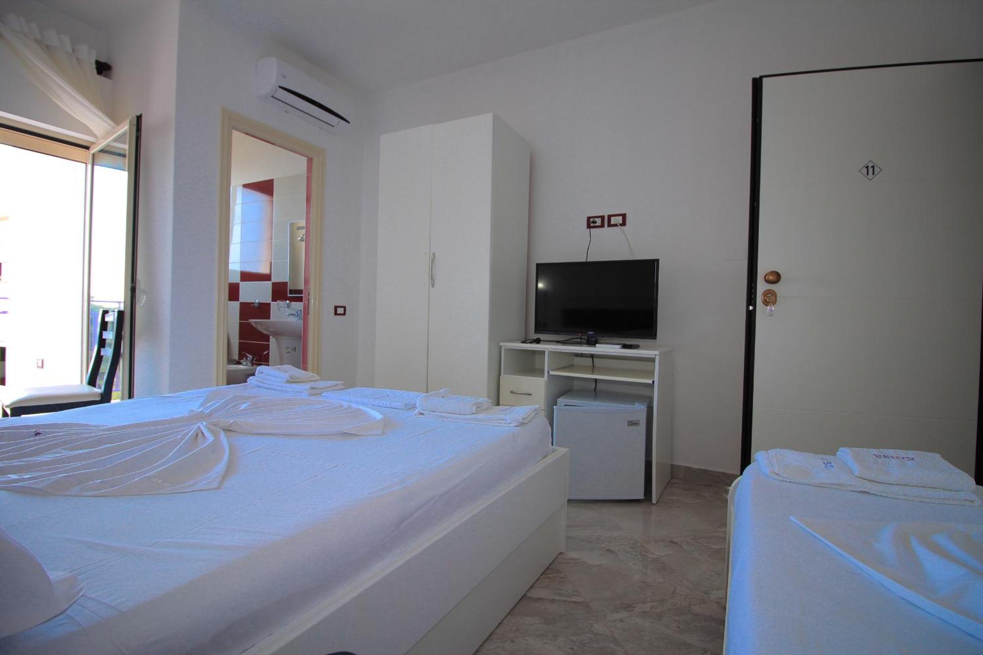 Hotel Keisa Дхерми Экстерьер фото